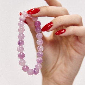 Lavender Amethyst beaded bracelet 8mm, Light Purple bracelet for women, luxury gift for girl
