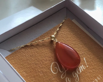 Pendentif cornaline, chaîne gold filled, cadeau d'anniversaire pour femme, pendentif pierre gemme orange naturelle