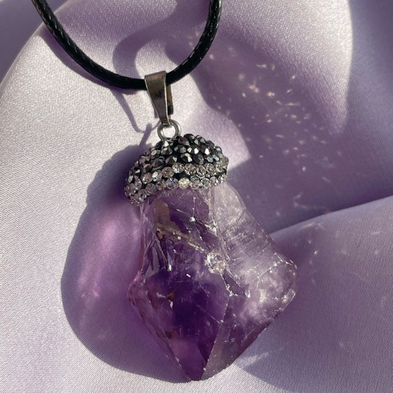 Natural Large Stone African Amethyst Pendants Natural Large Stone African Amethyst Pendants