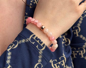 Strawberry Quartz bracelet with rose gold bead, delicate jewellery for woman,  Romantic Feminine Valentine'S Day Gift