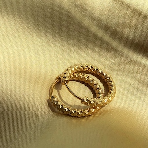 Diamond cut Hoop earrings - huggie hoops earrings - gold hoop earrings - Tiny hoops - Minimalist earrings