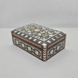 Handmade Mother of Pearl Mosaic Inlaid Wood Jewelry Box - Cuboid Shape (6.34”x4.2&quot;x2.5&quot;)