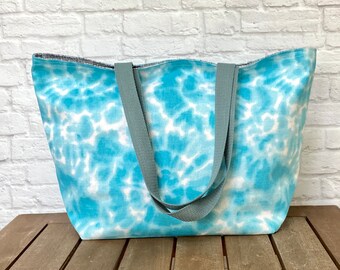Torba Aqua Tie Dye z płótna bawełnianego, podróżna, shopperka, do pracy, na plażę