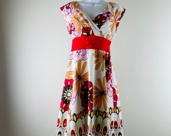 Vintage Jody California Pop Art Print Petticoat Dress - Sash Tie Bow - Surplice Neck - Made in USA - Red, Green, Orange, Pink, Brown & White