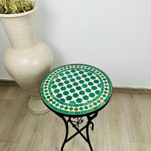 LUXURY MOSAIC TABLE, Round Green Zellij Tile Top, Handmade Patio Bistro Table, Outdoor Garden Furniture, Wrought Iron Base Accent Table