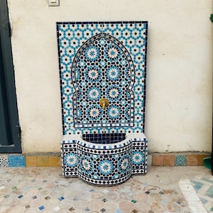 HANDMADE MOSAIC FOUNTAIN, Fancy Moroccan Mosaic Fountain, Modern Farmhouse Waterfall Fountain, Fountain for Outdoor Patio Wall Water Feature