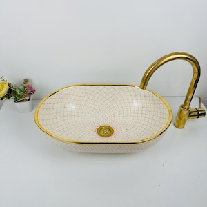 Lavabo de cerámica con estampado rosa - Lavabo ovalado de encimera con borde dorado - Lavabo de baño hecho a mano + desagüe de latón - Renovación de tocador de lujo
