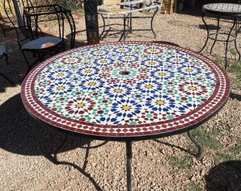 Handgemachter Marokkanischer Zellige Tisch: Multicolor Mosaik Terrasse Esstisch