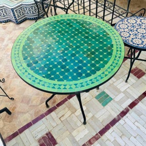 モロッコモザイクコーヒーテーブル：ルビーサンドゼリージュタイル