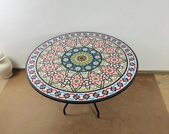 Handgemachter marokkanischer Mosaik-Tisch: Terrasse Esstisch