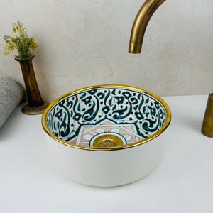 Lavabo de cerámica floral pintado a mano con borde de oro de 14 quilates