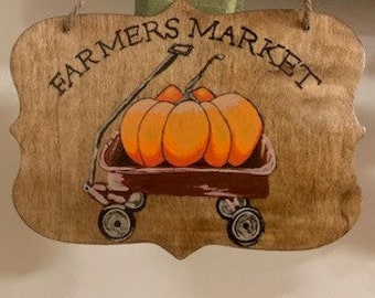 Farmer's Market sign w/ pumpkin