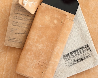 Italian Leather iPhone Sleeve Case | Minimalist Handmade in The EU Phone Cover