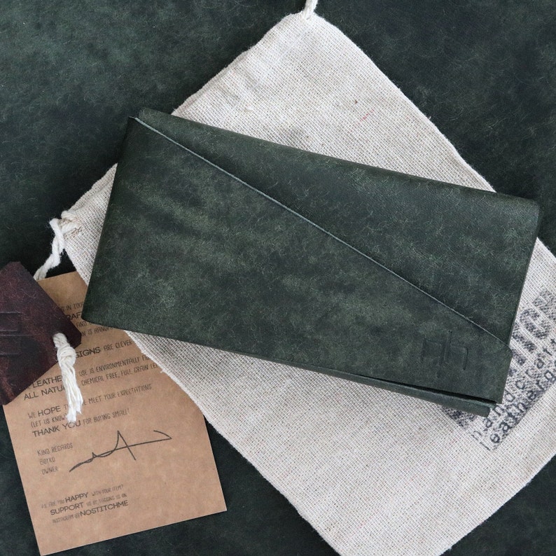 Premium leather wallet case for iPhone 17 Air.