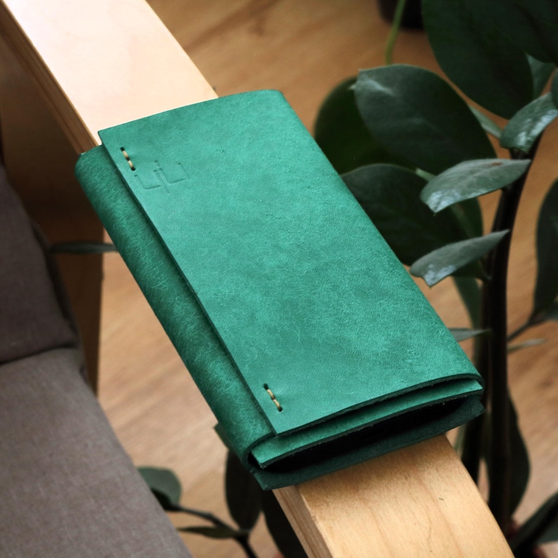 galaxy Z Fold 8 green Italian leather phone case cover. made in the EU from high quality Italian leather