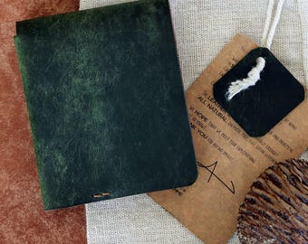 Man's Bifold | Minimalist Italian Leather Wallet for Cash and Credit Cards