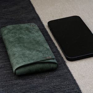 Minimal leather cell phone case iPhone 16 Pro Max | iPhone 15 Pro Max aesthetic pouch | Engraved Apple iPhone sleeve
