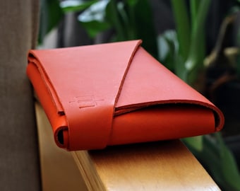 Pixel 11 Pro Handyhülle aus italienischem Leder mit integriertem Portemonnaie | Kompakte, faltbare Handyhülle