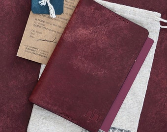 Funda de cuero personalizada para pasaporte: Cartera de viaje minimalista