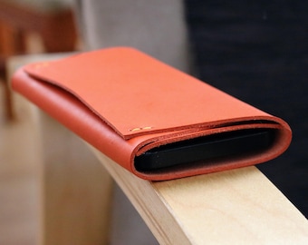 Handmade Leather Phone Sleeve for Nothing Phone: Minimalist Cover Case