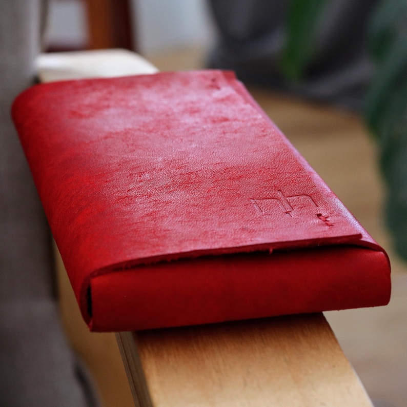 Red leather phone sleeve case for Galaxy S26 Ultra. Made in the EU