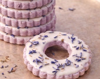Lavender Hoop Shortbread Cookies – Gourmet Biscuit Gift