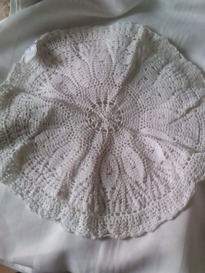 Napperon Blanc Au Crochet