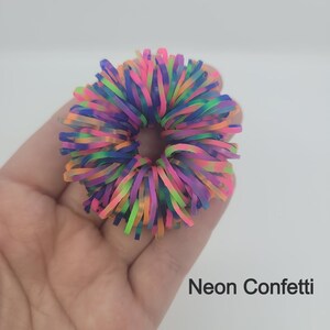 Stretchy Loom Picking Fidget Finger Fidget Neon Confetti