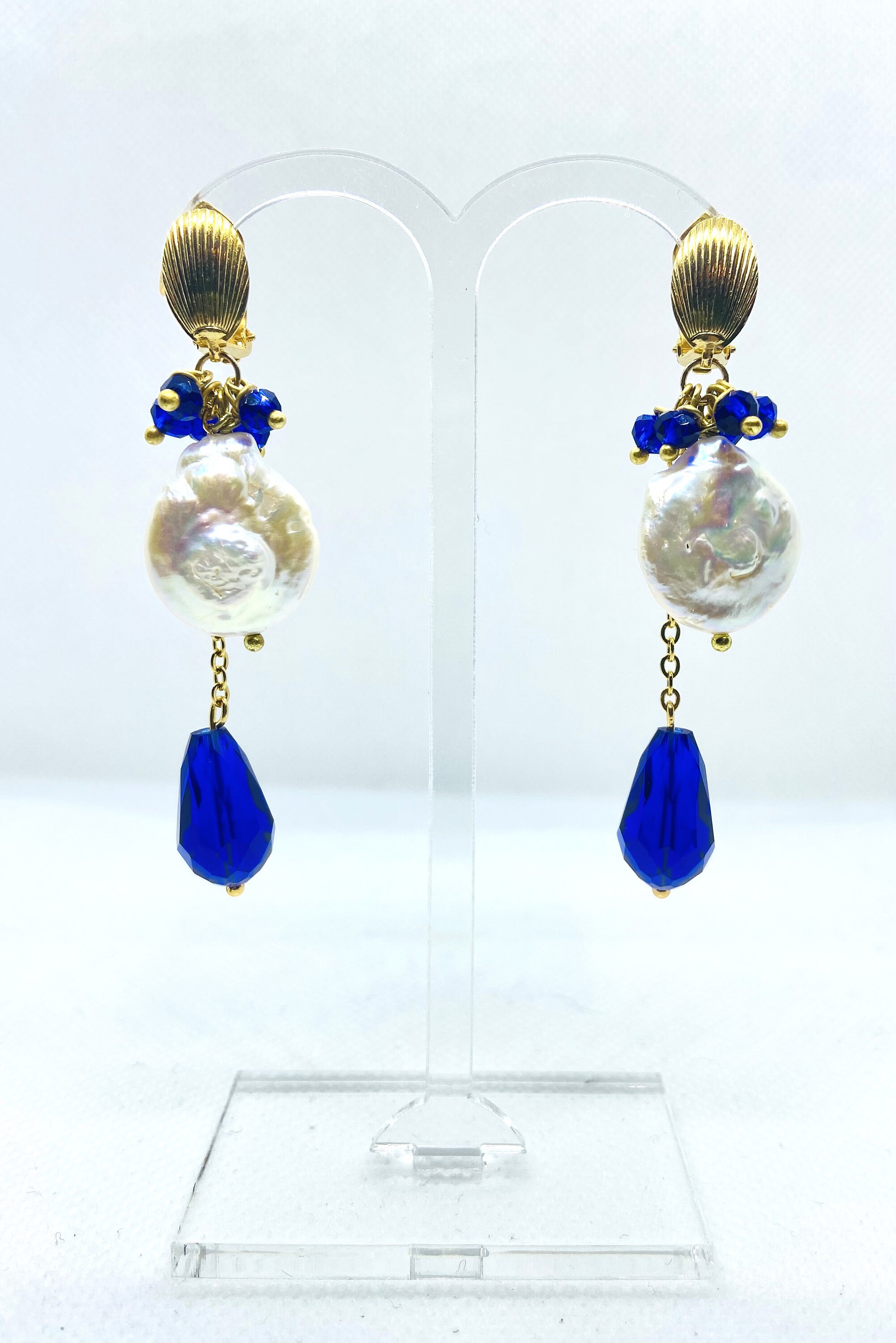 Shellshaped Clip Earrings With High Quality Flat Baroque Pearl and