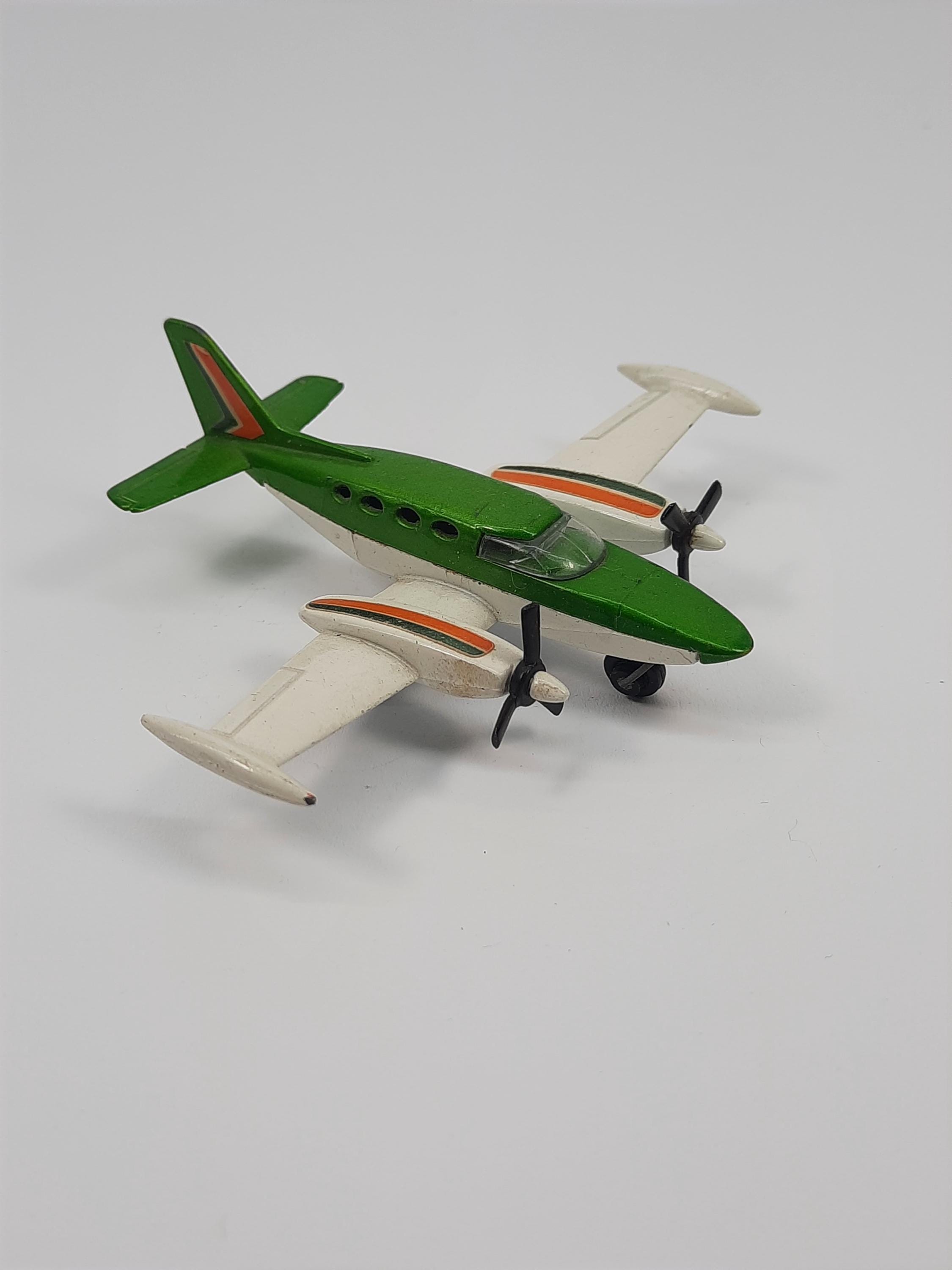 Matchbox Lesney Skybusters Model SP 9 Cessna 402 1974 - Etsy