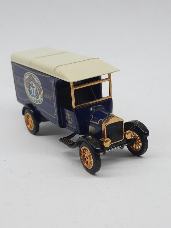 Vintage Matchbox Models of Yesteryear 1926 Ford TT Van Anchor Steam Beer, YGB13 Great Beers of the World, Diecast Model Car 1:43