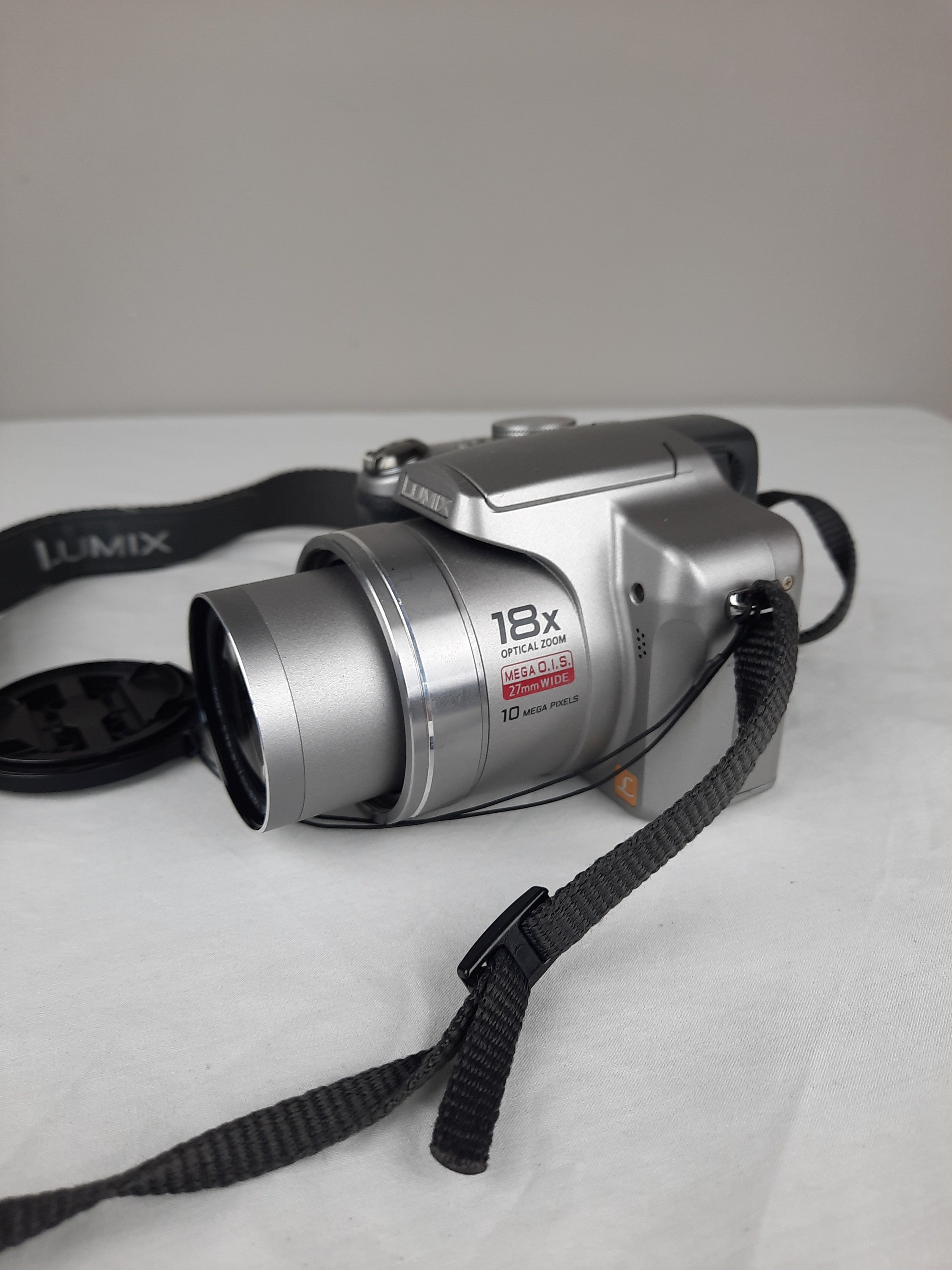Panasonic Lumix FZ28 Silver Digitale Camera Inclusief Alle