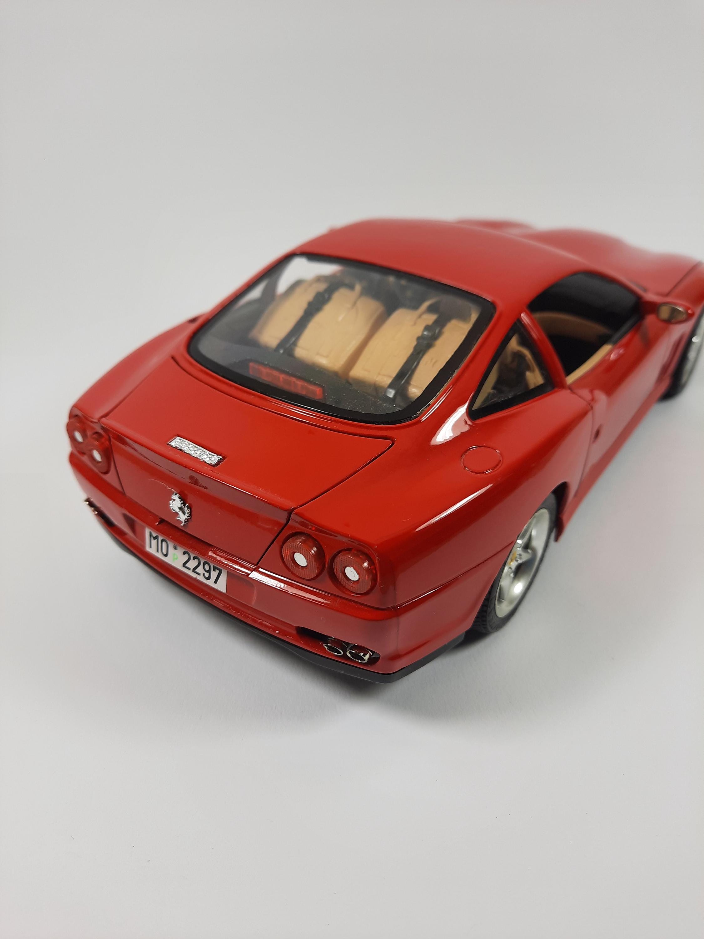 Bburago Ferrari 550 Maranello 1996 Schaal 1/18 - Etsy Israel