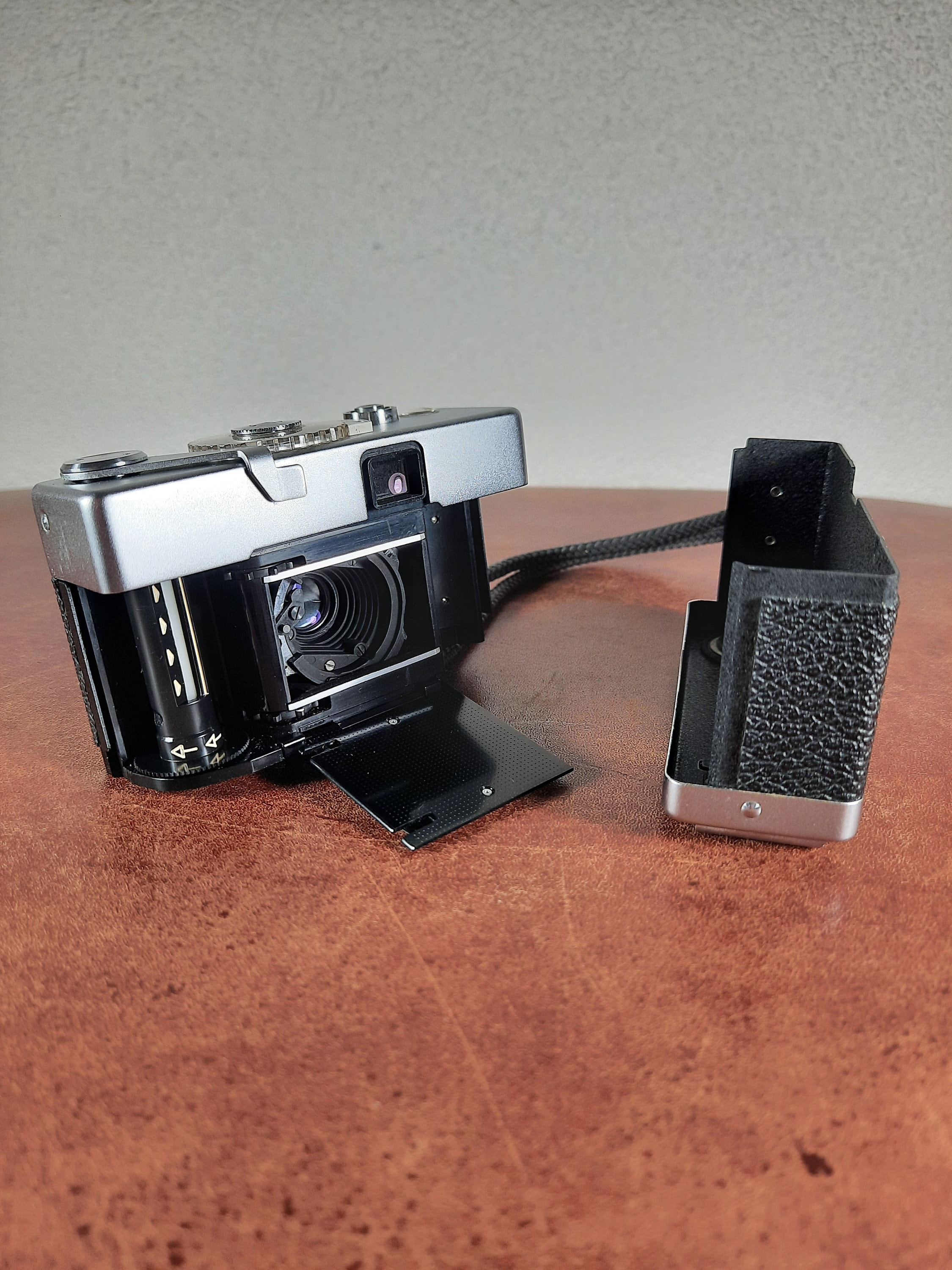 Rollei B35 Zilver: Klassieke Analoge Camera Met Tijdloze Kwaliteit
