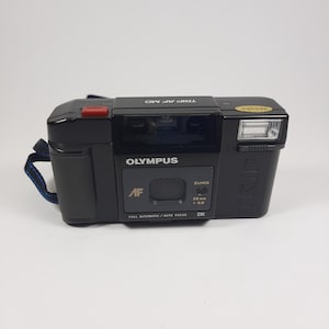 Olympus Trip AF MD autofocus full automatic point and shoot camera 35mm rol