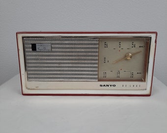 Transistor radio Sanyo DeLuxe Super Fringe
