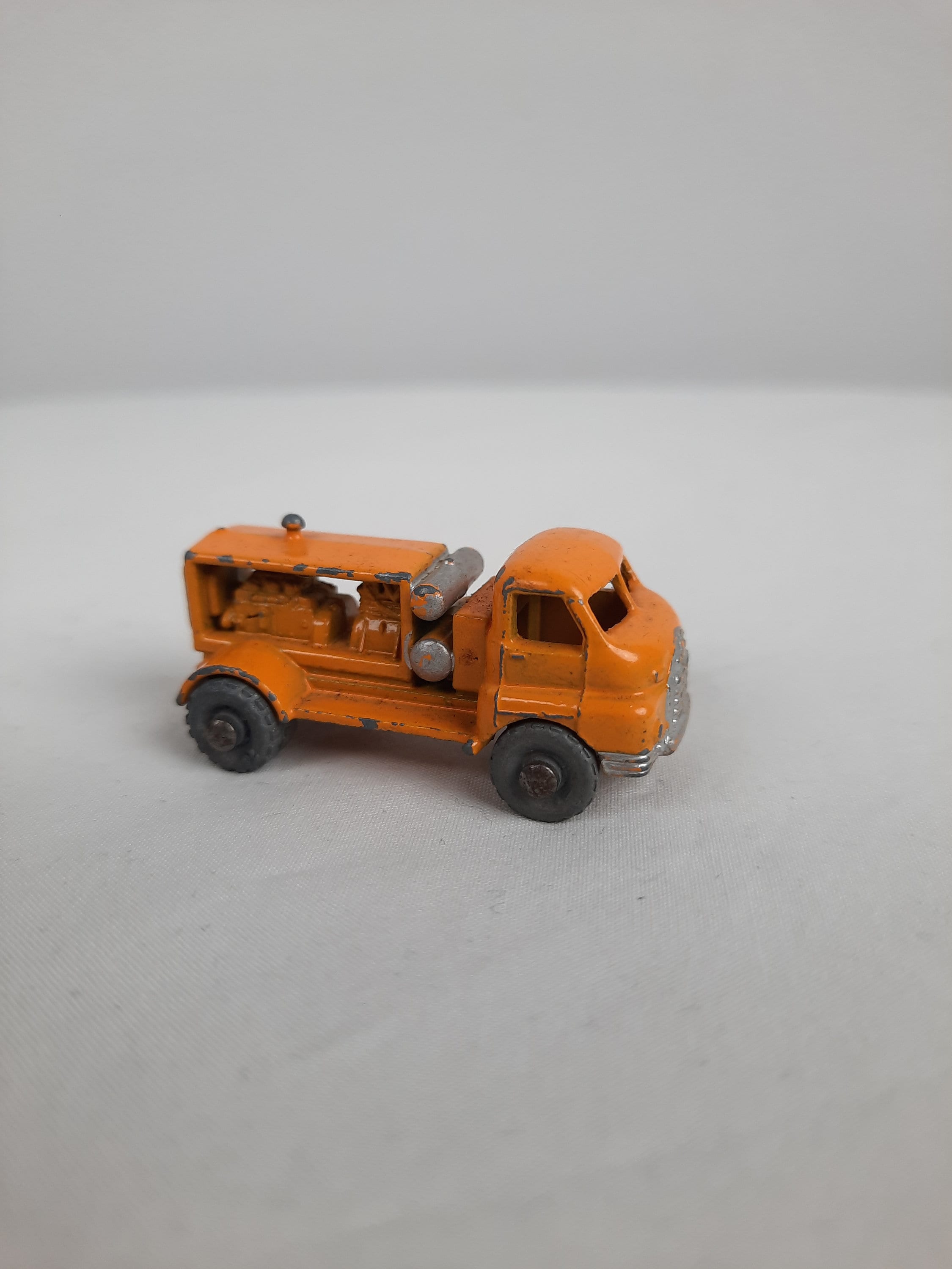 1980 No.30 LESNEY MATCHBOX 石油タンカー イギリス製 1980 No.30