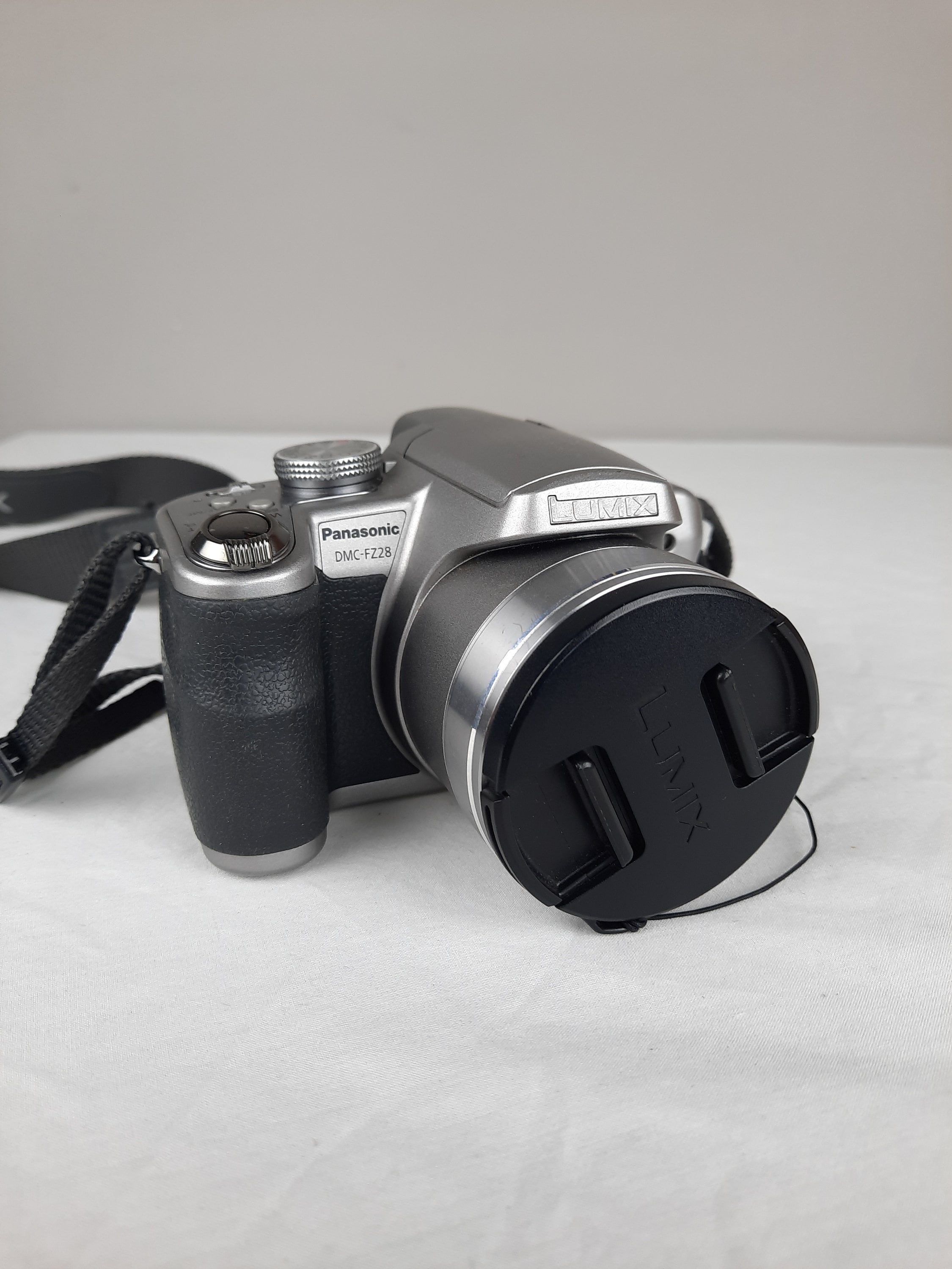 Panasonic Lumix FZ28 Silver Digitale Camera Inclusief Alle