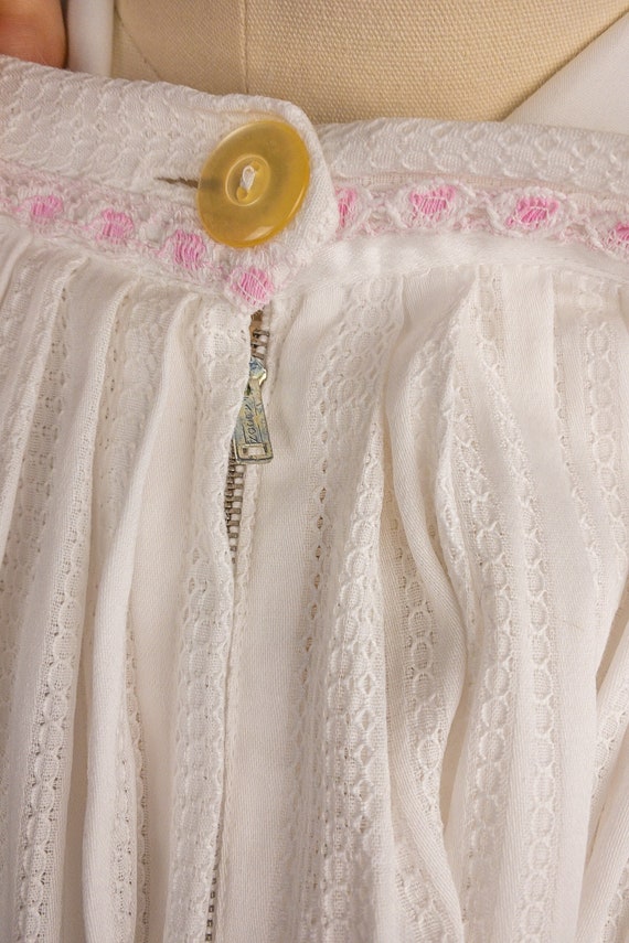 50s 60s White & Pink Eyelet Skirt | 23" - image 8