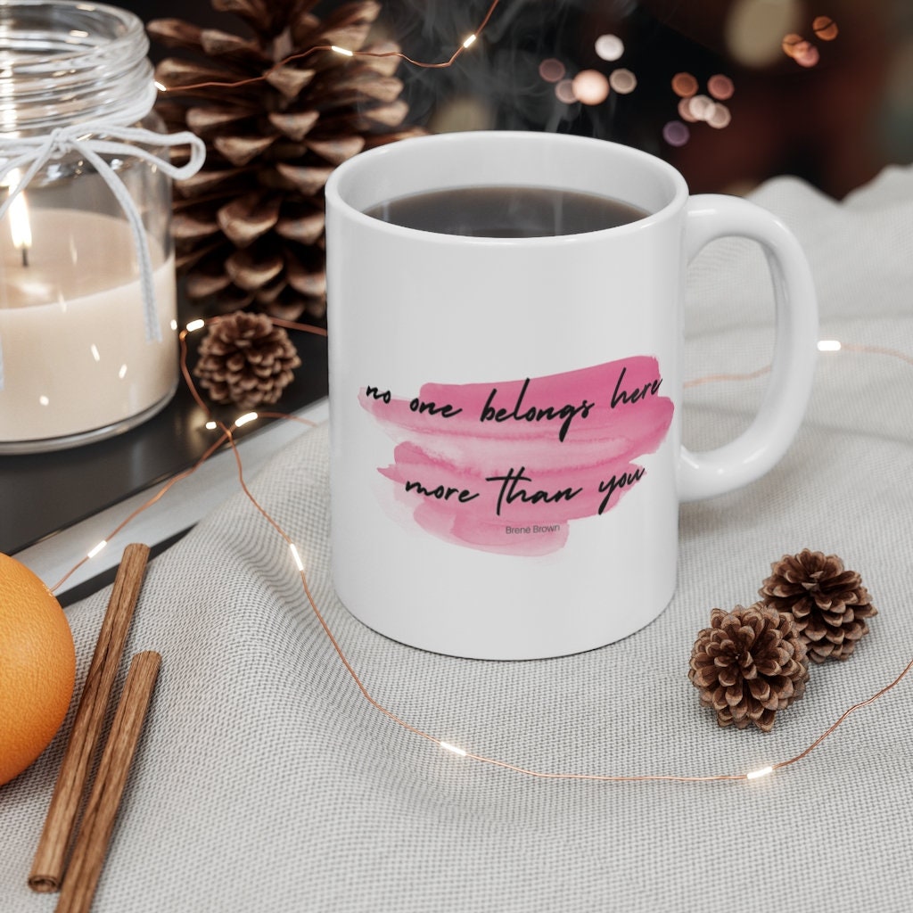 Niemand hoort hier meer dan jij mok Brene Brown Brene Etsy