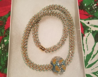 Right angle weave necklace