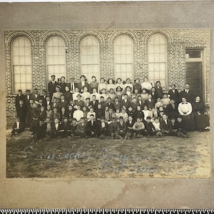 Class of students at Tyronza School, Arkansas, 1911 - Fred Keller, principal. Large format vintage original cabinet card photograph