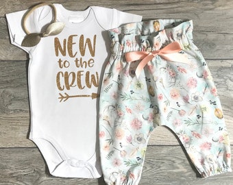 Newborn coming home outfit - New to the crew take home outfit - gold glitter bodysuit / high waisted boho bull skull floral pants / bow