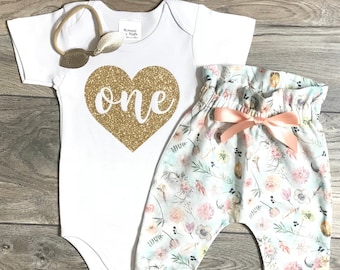 One in heart - First Birthday Outfit - 1st birthday outfit baby girl one year - gold glitter bodysuit / high waisted boho floral pants / bow