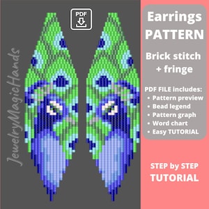 Pode incluir: Um padrão digital para brincos de contas. O design apresenta um motivo de pena de pavão em tons de verde, azul e roxo. O texto na imagem diz "Earrings PATTERN" e "Brick stitch + fringe". Inclui um arquivo PDF com uma visualização do padrão, legenda de contas e tutorial.