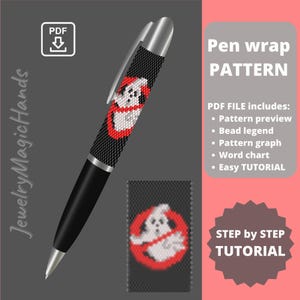 Op de afbeelding: Een zwarte pen met een zilveren punt en clip, met een kralen wikkelontwerp van het Ghostbusters-logo in rood, wit en zwart. De afbeelding bevat een PDF-downloadpictogram en de tekst "Pen wrap PATTERN".