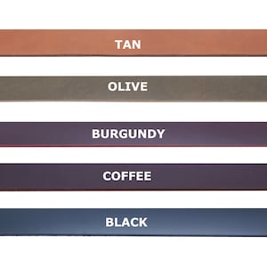 Puede incluir: Cinco correas de cuero en diferentes colores: marr&oacute;n claro, oliva, burdeos, caf&eacute; y negro. Los colores est&aacute;n etiquetados debajo de cada correa.