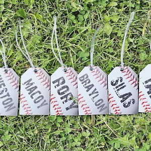 Baseball Bat Bag Name Tag | Personalized Sports Bag Tag | Custom Baseball Name Tag | Luggage Tag | Backpack keychain | Backpack Name Tag