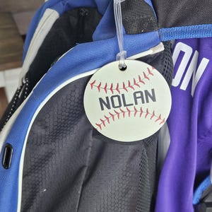 Personalisierter Baseball Taschenanhänger, Schlüsselbund Geschenk für Jungen, Benutzerdefinierte Baseball Anhänger, personalisierter Namensanhänger für Rucksack, Baseball Schlüsselbund