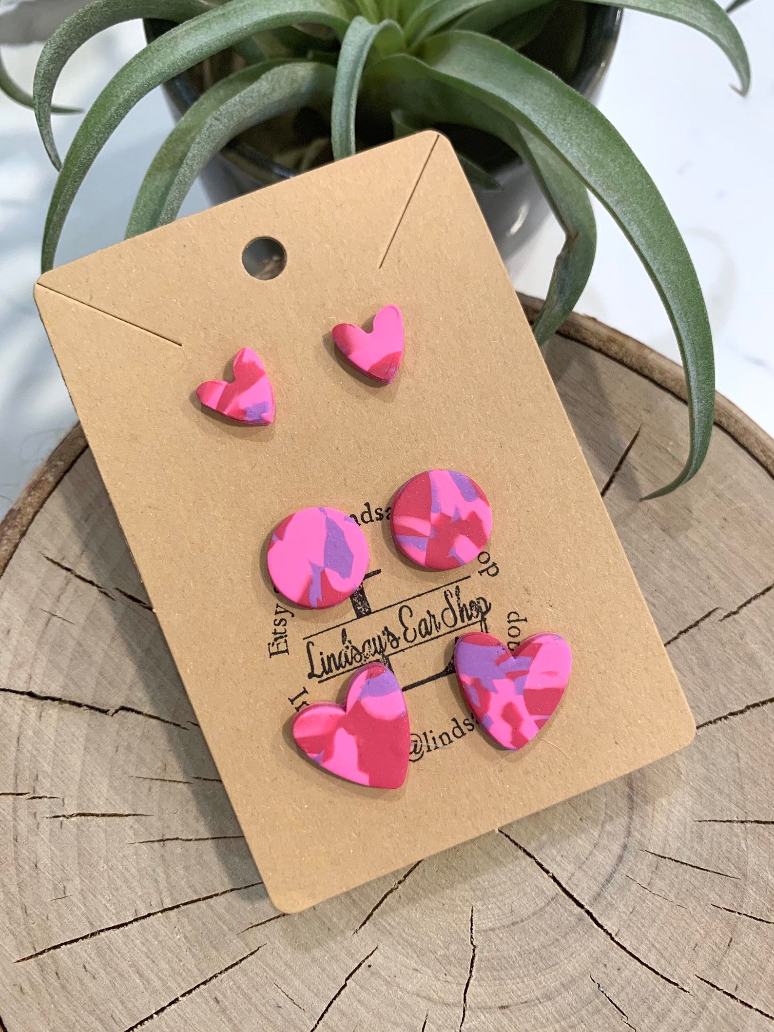 Clay earrings/ valentines earrings/ heart earrings / rainbow Etsy